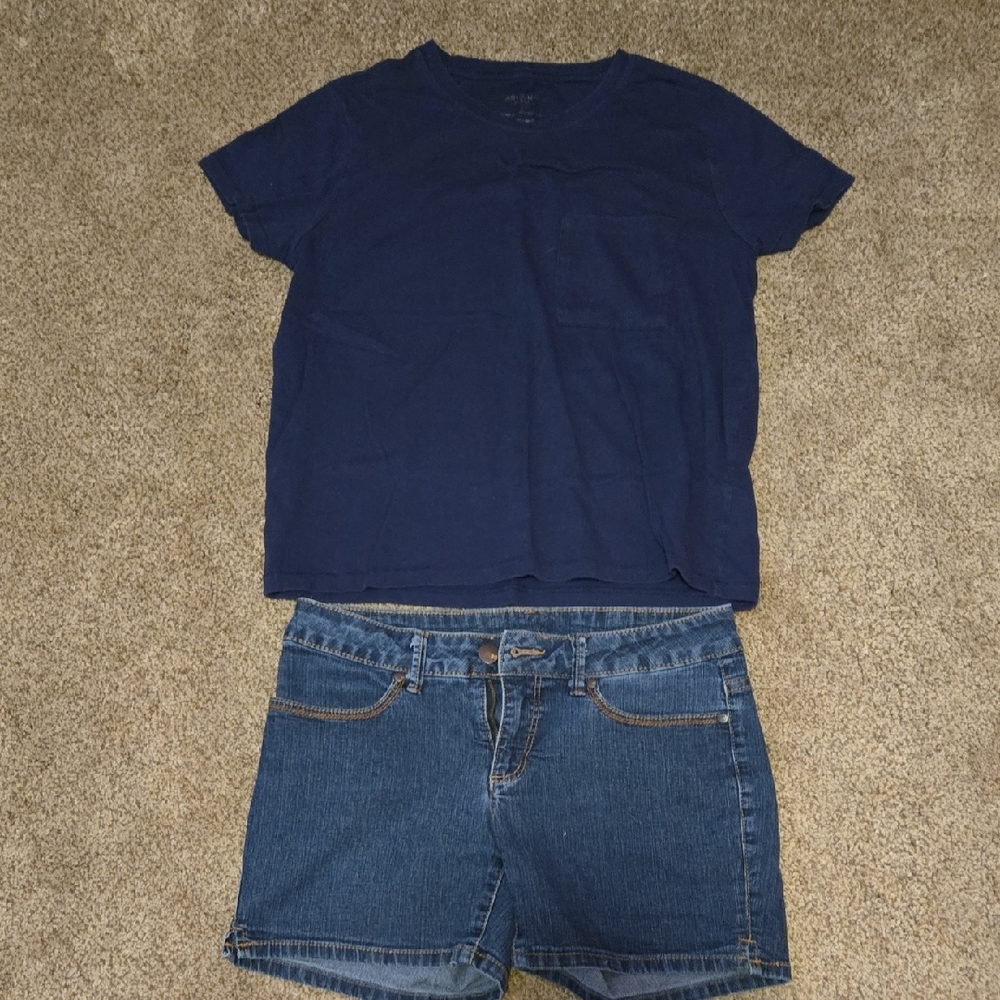 Arizona and Co Women's Crop Tee with Shorts